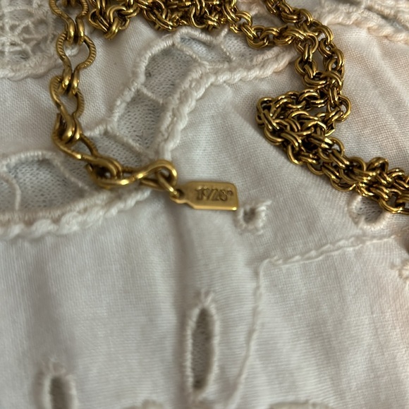 1928 Vintage Necklace - Picture 8 of 15